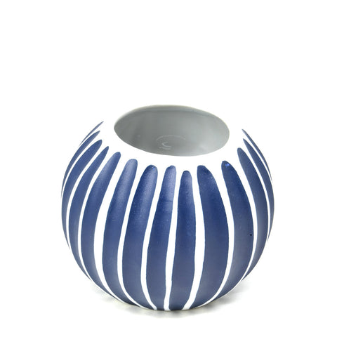Ceramic vase carved blue & white orb pettra