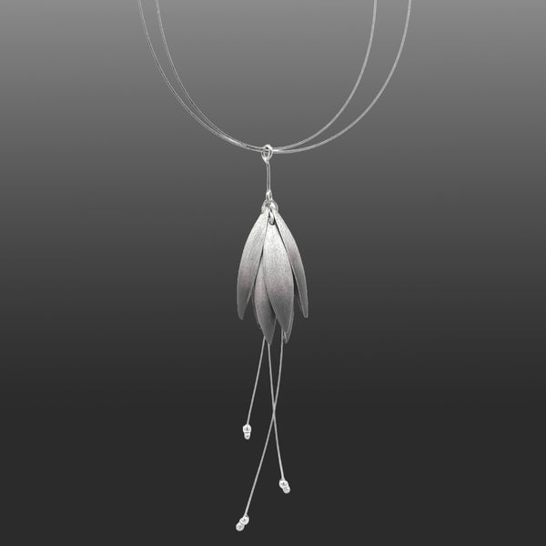 Necklace silver petals & long wires
