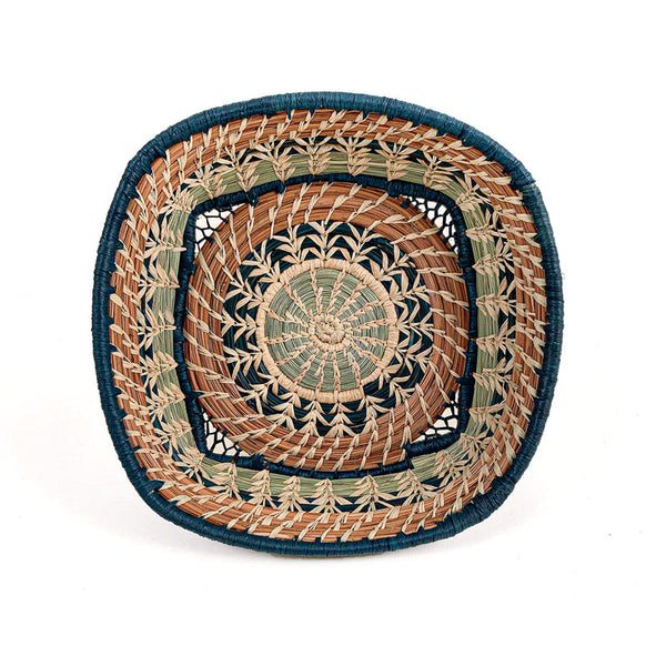 Square pine needle basket with dyed and undyed raffia