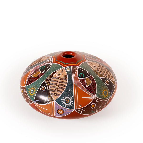 Ceramic vessels with modern engraved design, set of 2