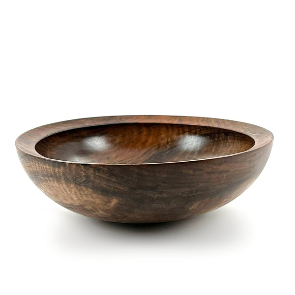 Medium serving bowl in natural walnut burl