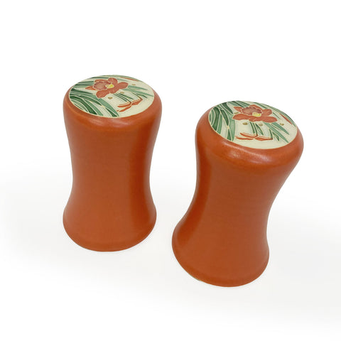 Modern ceramic salt & pepper set with floral relief, red