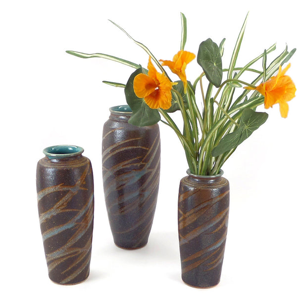 Classic stoneware vases with grass design